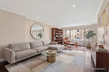 118 East 60th Street #8CD image 1 of 10