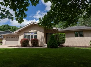 3381 Conover Dr, Rockford, IL 61114