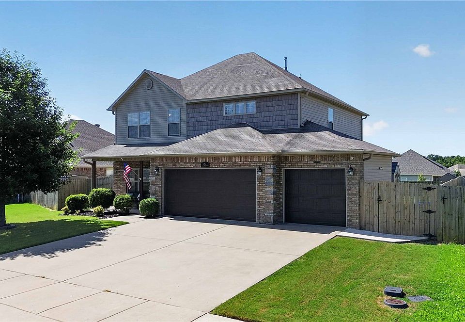 1st image of 2704 Whispering Woods Ct
