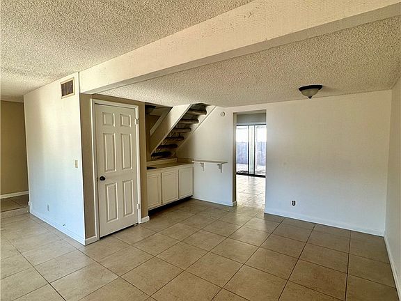 5th image of 4645 Michillinda Ln