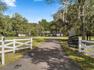 8052 Stapleton Rd, Brooksville, FL 34602