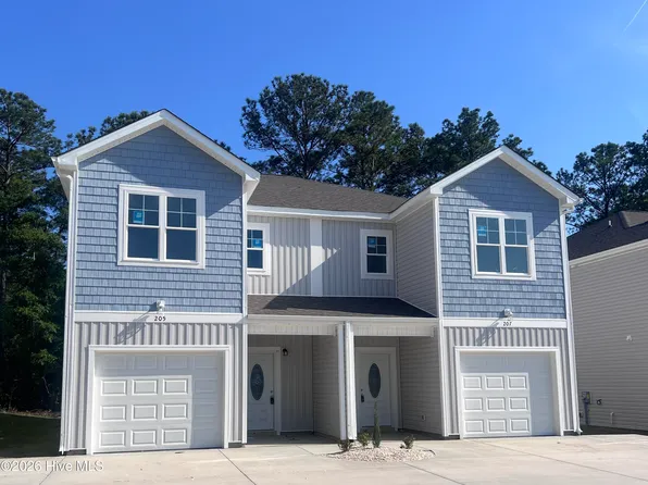 207 Holly Sands Loop, Holly Ridge, NC 28445