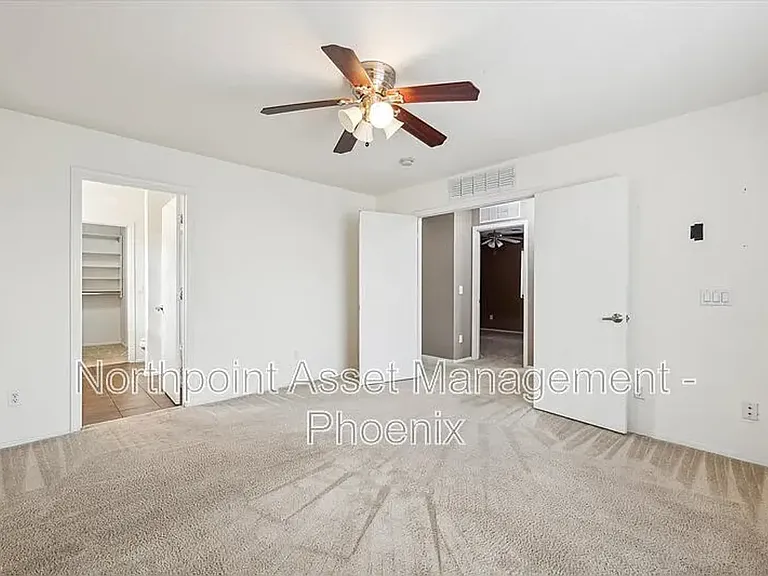 4906 N 113th Dr — Photo 11