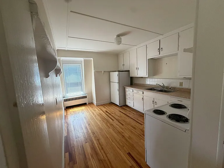 5 Park St — Photo 5