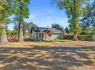 1968 Pioneer Rd, Talent, OR 97540
