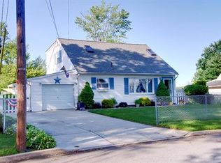 5 Birch Ter, Parlin, NJ 08859