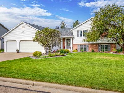 1479 Whitetail Dr, Neenah, WI, 54956