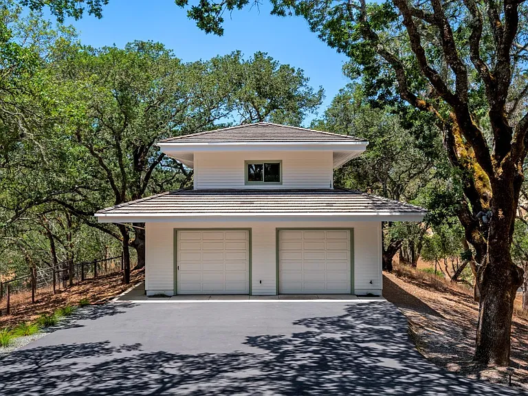 300 Shiloh Valley Ct — Photo 31