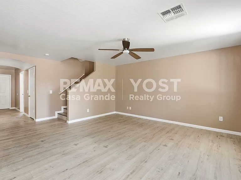 573 W Lucky Penny Place Copper Vista Phase #1 — Photo 2