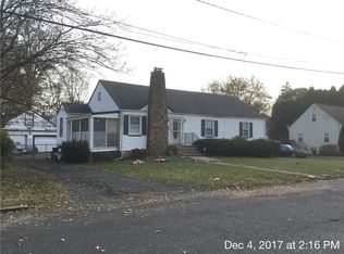 240 Oneida Pl, North Plainfield, NJ 07060