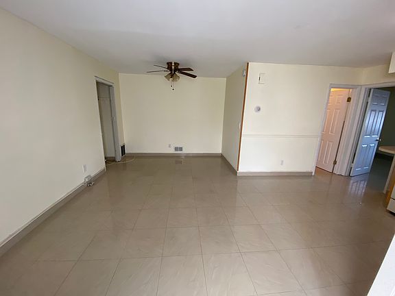 5th image of 59 Willowwood Ln #2