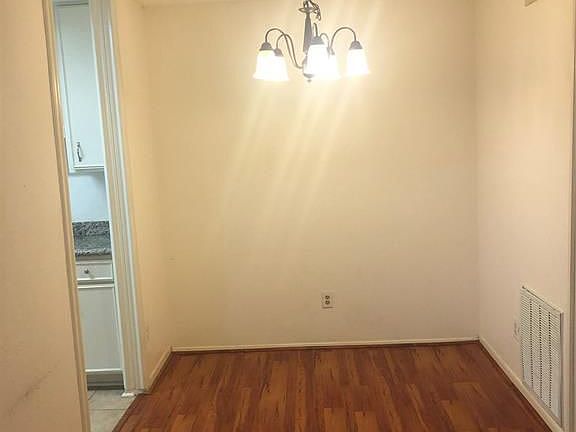 5th image of 10053 Westpark Dr APT 294