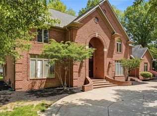 822 Park Harbour Dr, Boardman, OH 44512