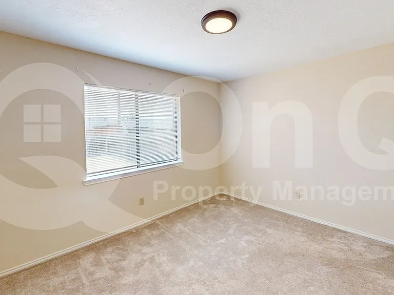 853 W Wintergreen Rd — Photo 12