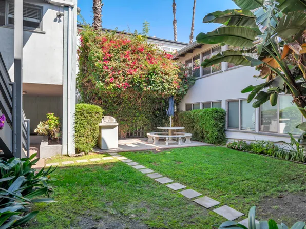 1820 N La Brea Ave APT 9, Los Angeles, CA 90046