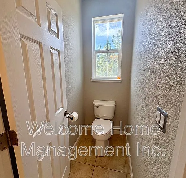6011 Daffodil Dr — Photo 18