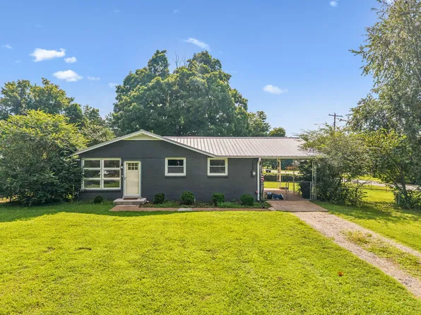 2002 Battleground Dr, Murfreesboro, TN 37129