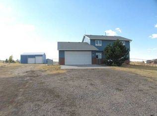 6200 Ridge Rd, Cheyenne, WY 82009