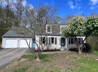24 Governor Sawyer Ln, Dover, NH 03820