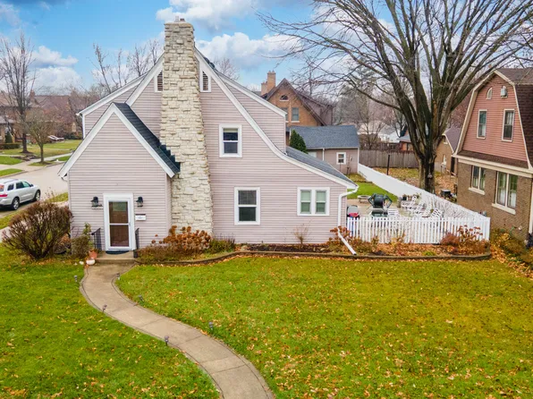 1057 Glenwood Ave, Joliet, IL 60435