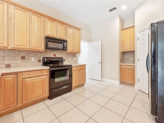 5th image of 1523 Shadowmoss Cir