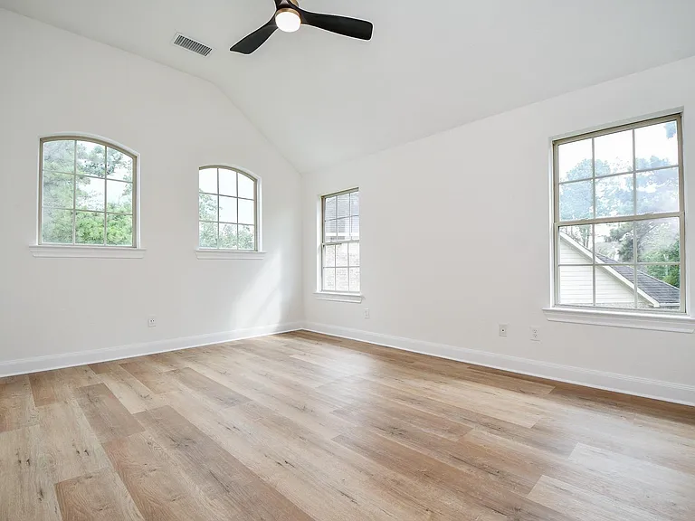 18 Hadlock Pl — Photo 13