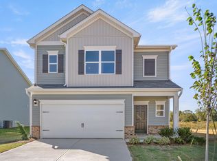 173 Courtside Dr, Dunn, NC 28334