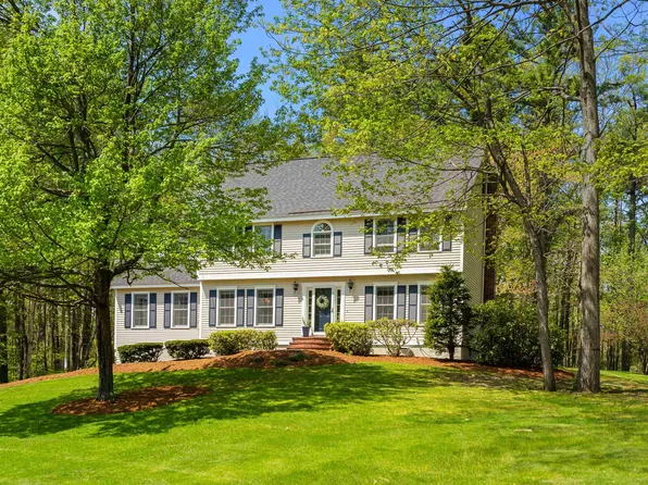 53 James Drive, Hampstead, NH 03841