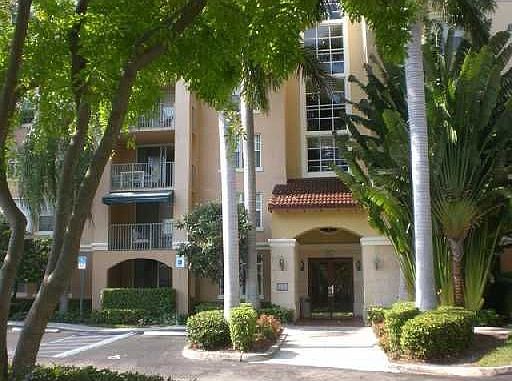 1st image of 19701 E Country Club Dr #5204