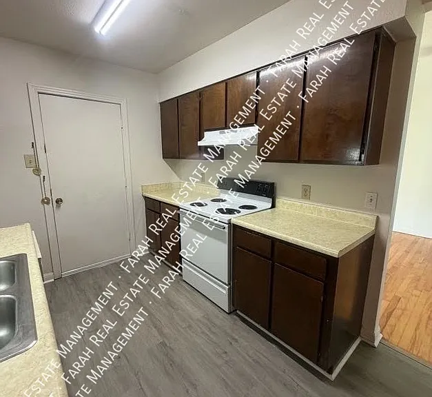 5400 Farah Pl — Photo 8