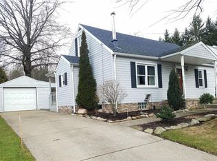 238 E Gore Rd, Erie, PA 16509