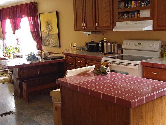 Lots of cabinet space!