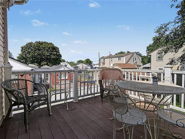 45 Oakwood Ave — Photo 47