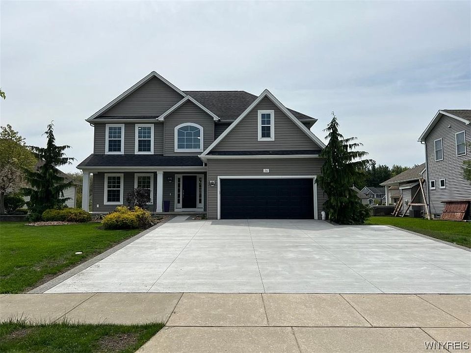 1st image of 16 Worthington Ln