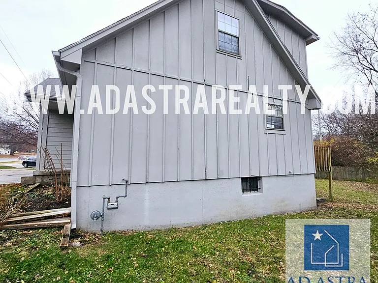 4519 E 139th St — Photo 27
