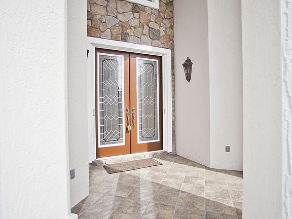2nd image of 300 Keelers Ct