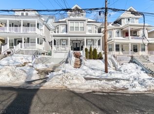 33-35 Mapes Ave, Newark, NJ