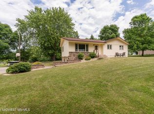 1020 Woodland Loop, Fergus Falls, MN 56537