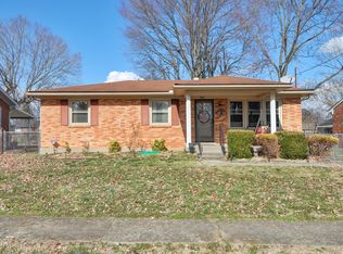 5503 Chestnutwood Way, Louisville, KY 40272