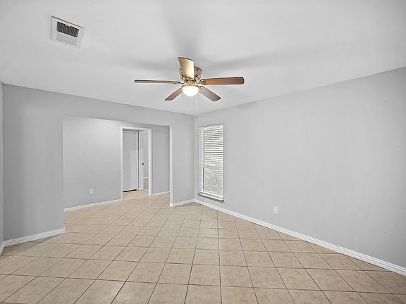 4th image of 6214 Gladewell Dr