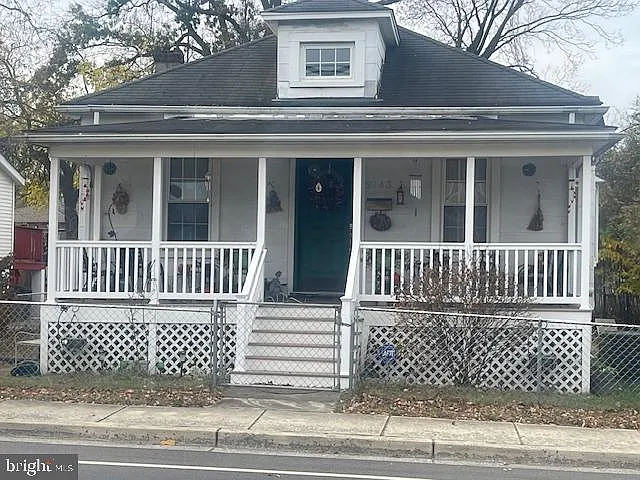 5943 Addison Rd photo 1