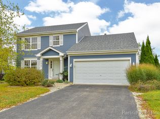 1413 Creekside Cir, Minooka, IL 60447