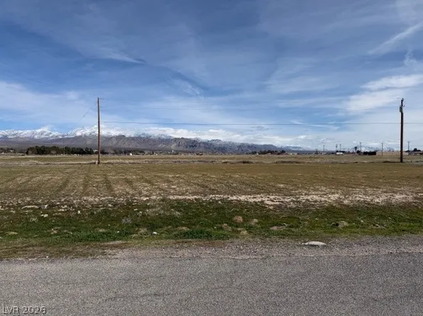 1611 S Pershing Ave, Pahrump, NV 89048