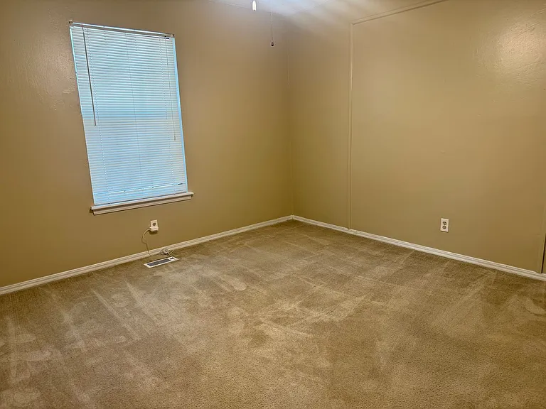 8406 S Gary Ave — Photo 21