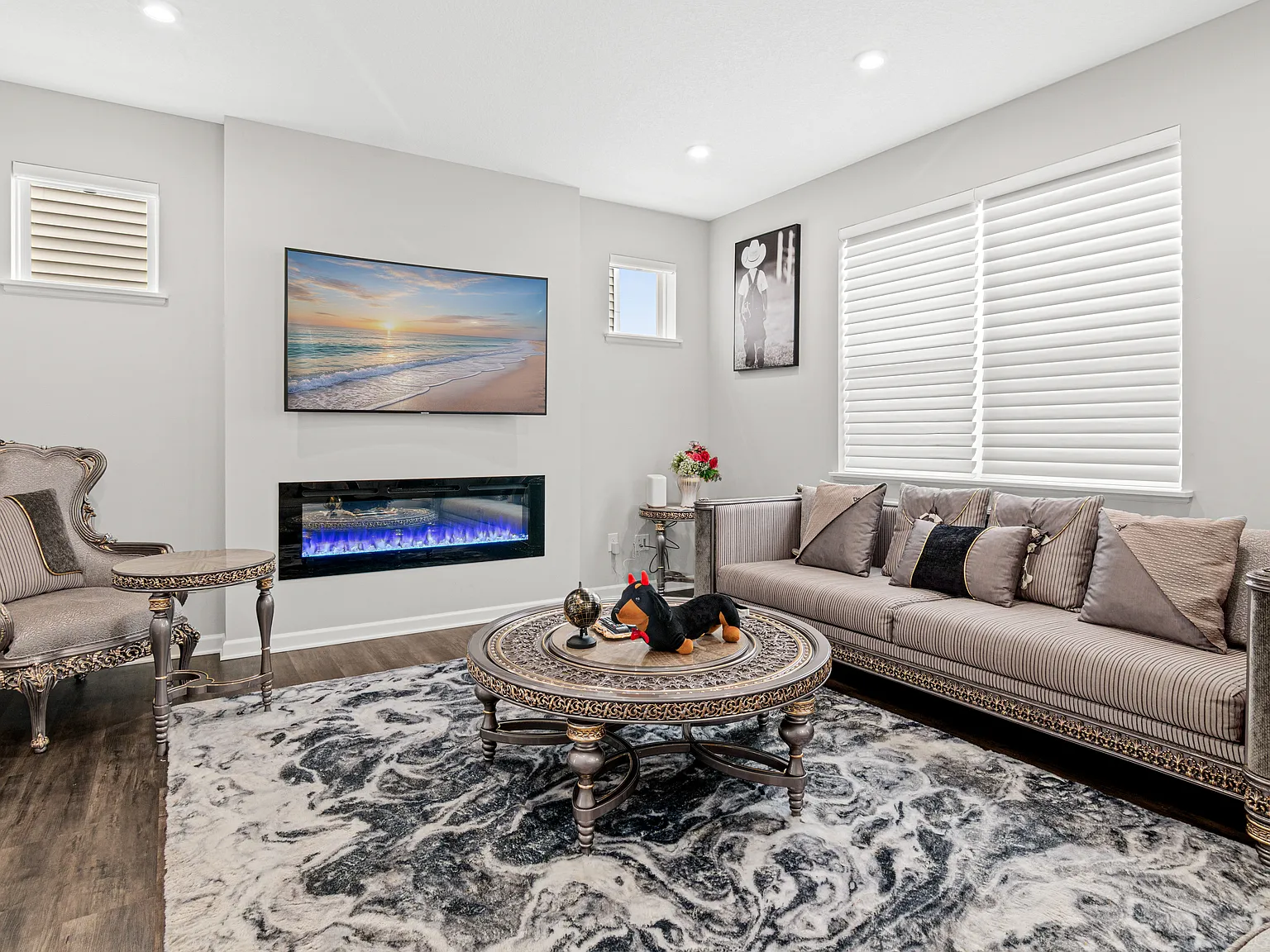 3 bed, 1867 sqft, $6,500 — Photo 1