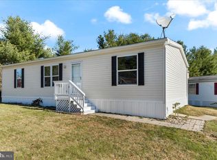 2 Leanne Ln, Avondale, PA 19311