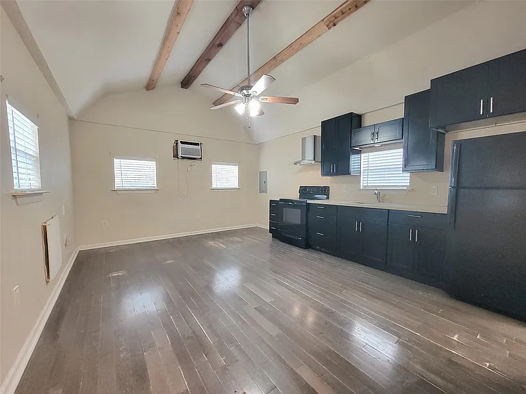 12150 Old County Rd #17 — Photo 4