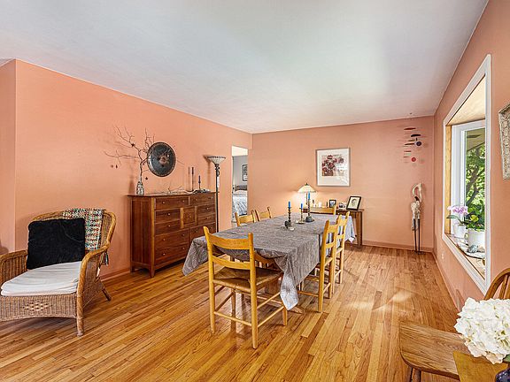 5th image of 2409 Haisley Dr