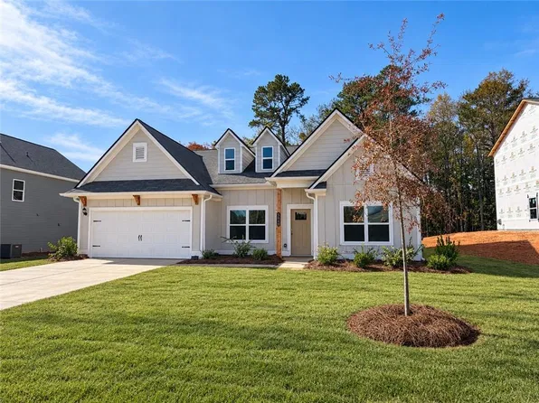 5040 Cecelia Dr, Powder Springs, GA 30127