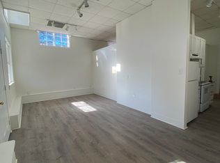 7813 Oak St, New Orleans, LA 70118